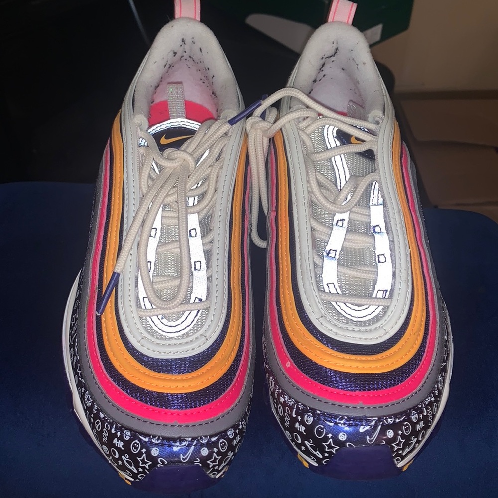 Nike air max size 5y